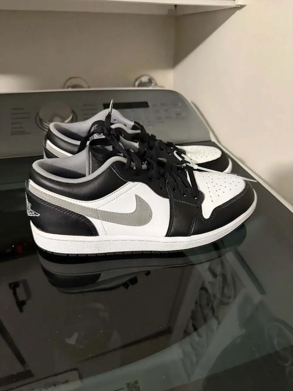 Nike Air Jordan 1 Low Black White Particle Grey 553558-040